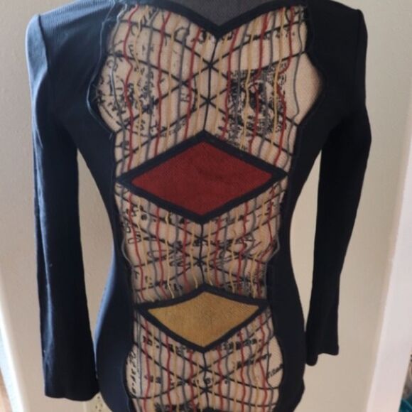 Bear Dance top open mesh back. Size small - Picture 5 of 6